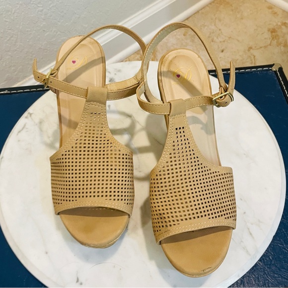 Shoe Bundle - Ladies Size 10 - Like New - Picture 4 of 9